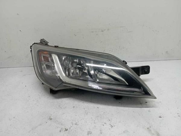 PHARE DROIT PEUGEOT/CITROEN/FIAT - Vue 1